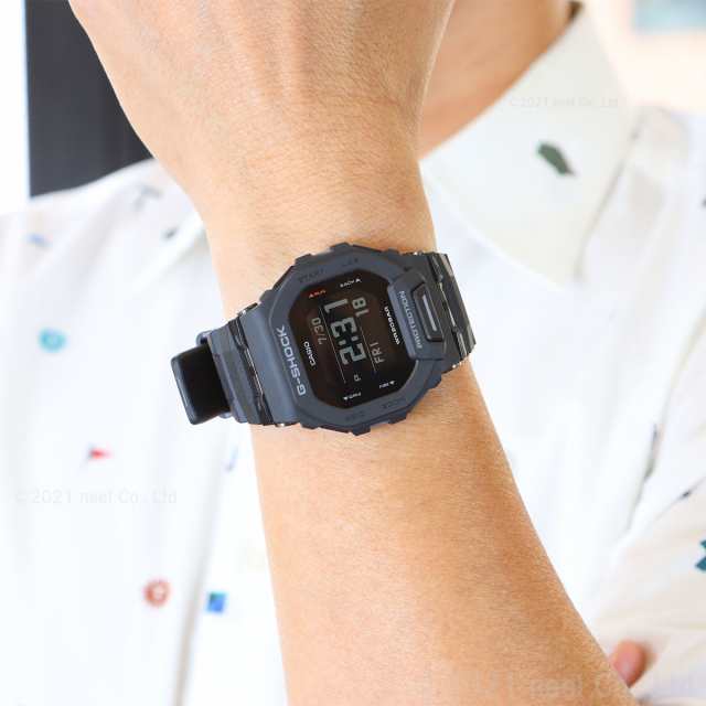 無機ガラス【並行輸入品】CASIO G-SHOCK G-SQUAD カシオ Gショック Gスクワッド GBD-200UU-9 腕時計 時計 ブランド メンズ キッズ 子供 男の子 デジタル ランニングウォッチ 歩数計 万歩計 スマホ 連動 日付 防水 ベージュ ブラック 黒 送料無料