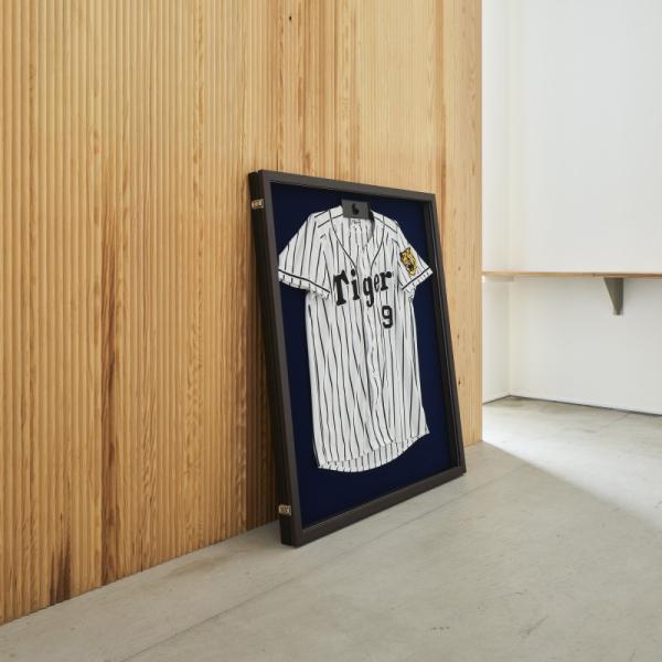ユニフォームケース ユニフォーム額 額縁 アクリル アルナ Lサイズ 前開き式 ディスプレイ壁掛け 簡単 コレクション 野球 サッカー スポーツバー
