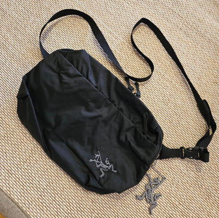 ARC’TERYX Heliad Crossbody black