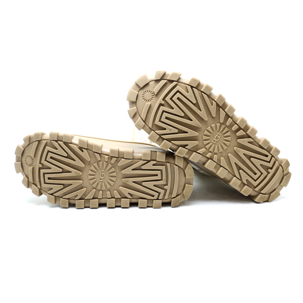 【楠本質店/元住吉】UGG/アグ　Classic Brellah Mini　クラシック ブレラ ミニ　防水　ホワイト系　サイズ：JP24cm【中古】 楠本質店/元住吉】UGG/アグ Classic Brellah Mini クラシック ブレラ