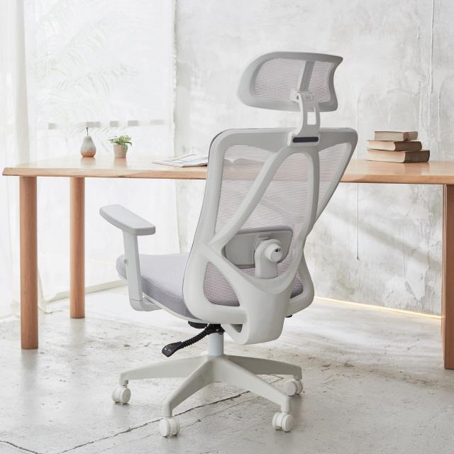 【ilooiloo公式】オフィスチェア メッシュ ハイバック ヘッドレスト付き 135°シンクロロッキング 4Dランバーサポート 高さ調節アームレスト 人間工学デザイン(ゲルクッションなし, ブラック)_1