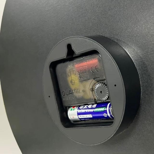2colors/デザインクロック 時計 掛け時計 置時計 北欧インテリア 韓国インテリア おしゃれ デザインウォッチ 変形 ブラック ホワイト 黒 白 掛け時計 時計 静音設計 オフホワイト モダンインテリア 韓国インテリア 壁かけ時計 30cm_5