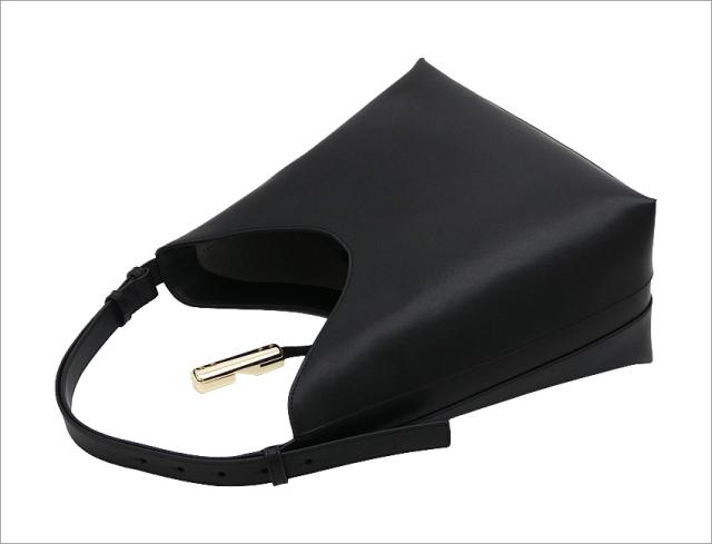 【2025年秋冬 新作】 フルラ Furla Goccia ショルダーバッグ M NERO ブラック WB01499_BX3104_1007_O6000 ゴッチャ ホーボーバッグ レディース 【新品 新作 未使用 正規品】_4