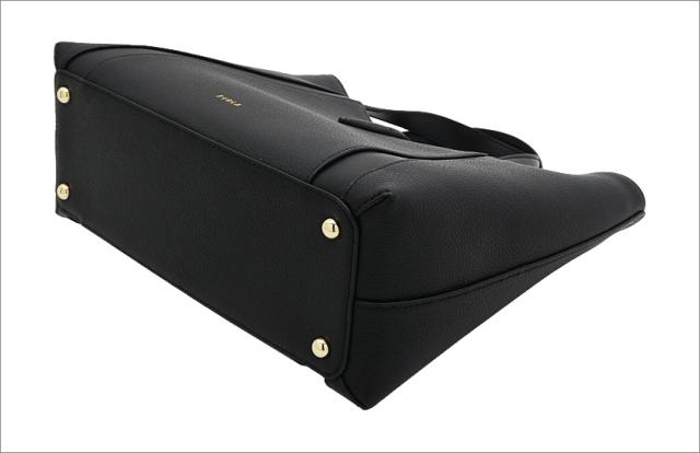 【2025年秋冬 新作】 フルラ Furla Goccia トートバッグ S NERO ブラック WB01789_BX3353_1007_O6000 ゴッチャ コンパクト ハンドバッグ 2WAYクロスボディバッグ レディース 【新品 新作 未使用 正規品】_4