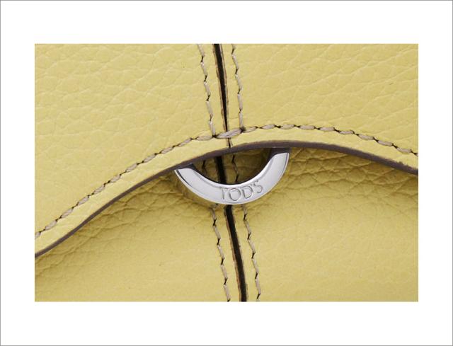 【2026年春夏新作】 トッズ TODS レザー ウォレット XAWDBNB3300XSOG017 tods 三つ折りコンパクト財布 小銭入れ付 イエロー レディース 【新品 新作 未使用 正規品】_4