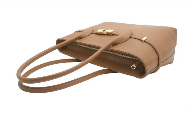 【2025年春夏 新作】 フルラ Furla Goccia トートバッグ L BRANDY ブラウン WB01497_BX3104_1007_RY000 ゴッチャ ショルダーバッグ レディース 【新品 新作 未使用 正規品】_3