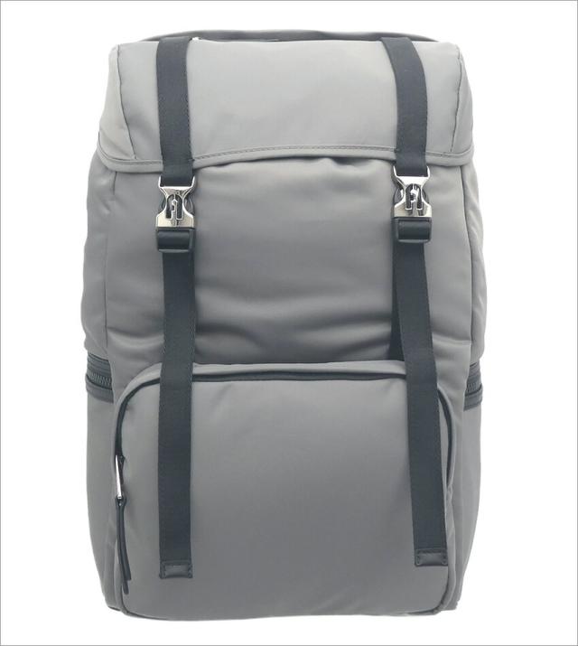 フルラ FURLA MAN COSMOバックパック M LIGHT LAPIS グレー MB00038_S50000_1057_2548S コスモ フラップ式 ナイロン リュックサック A4対応 メンズ 【新品 新作 未使用 正規品】_1