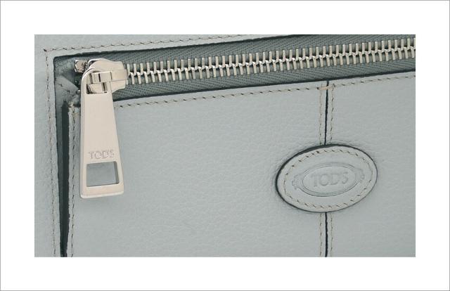 【2025年春夏新作】 トッズ TOD'S レザー ウォレット XAWDBNB0403XSOB215 tods 二つ折り長財布 小銭入れ付 グレー レディース 【新品 新作 未使用 正規品】_4