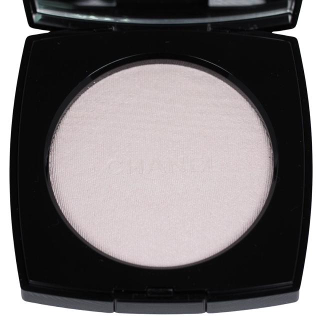 CHANEL シャネル プードゥル ルミエール #40 ホワイト オパール  メール便OK 並行輸入品