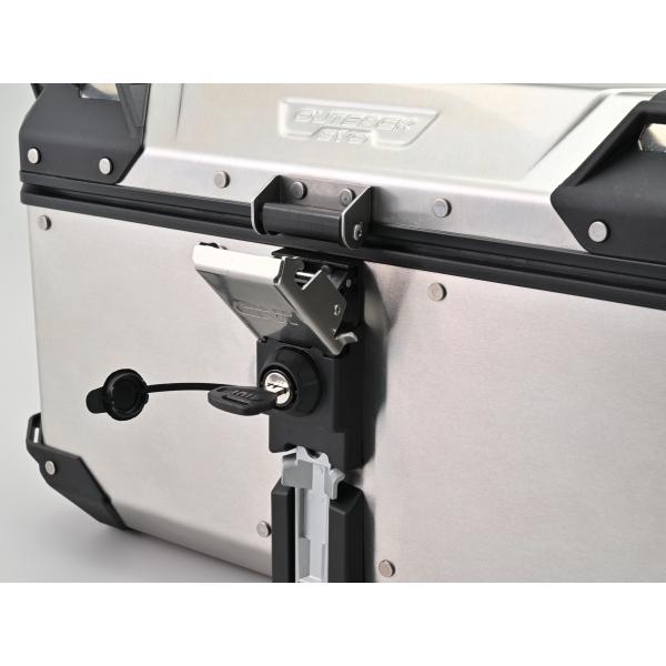 サ 送料無料 DAYTONA/デイトナ GIVI OBKE58A アルミ 58L 43310 リアボックス