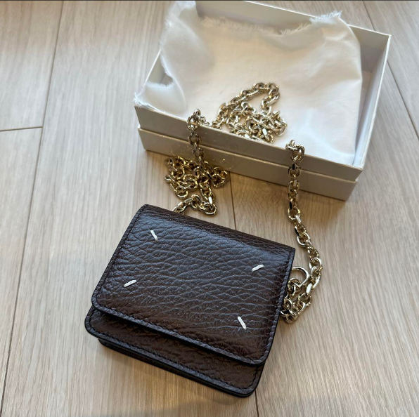 【新品・未使用品】マルジェラ　　カードケース　ショルダー　チェーン付き