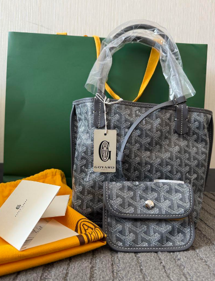 新品未使用。GOYARD アンジュミニ グレー