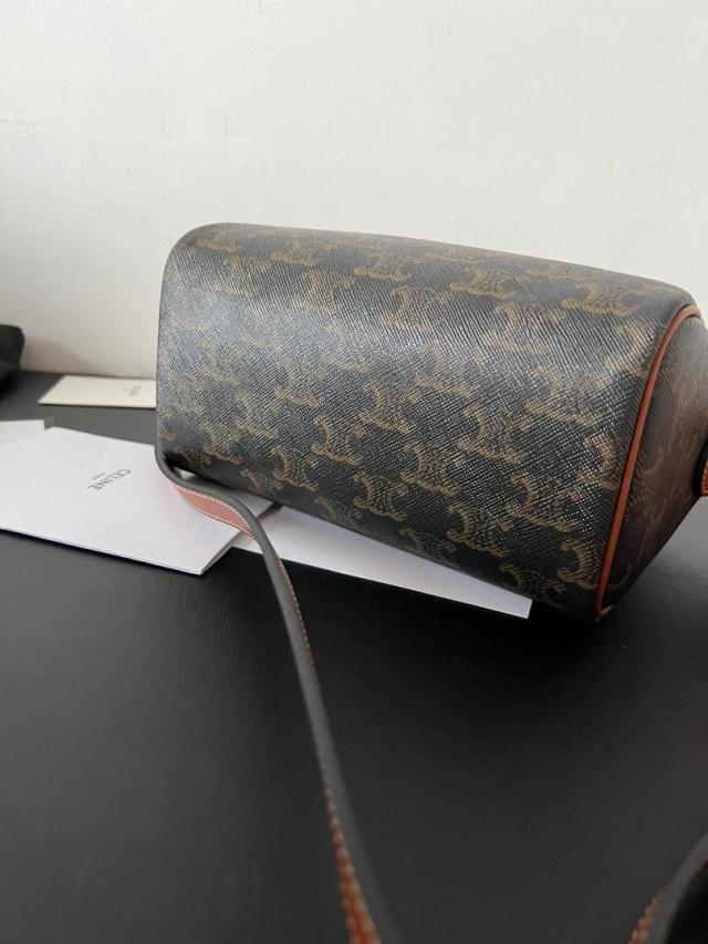 celine セリーヌ ブラウンキャンバスショルダーバッグ