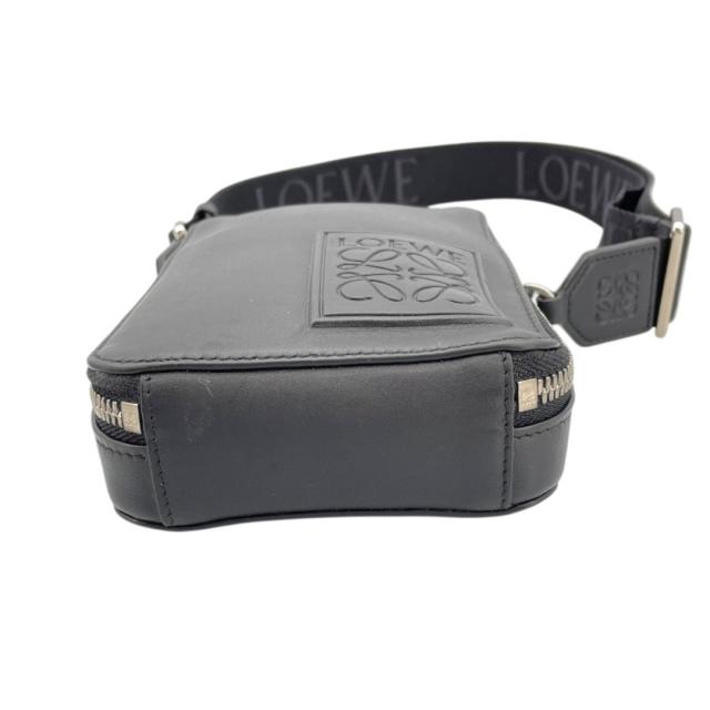 ロエベ LOEWE バーティカル クロスボディポケット サテンカーフ　ブラック ロエベ LOEWE バーティカル クロスボディポケット ブラック サテン