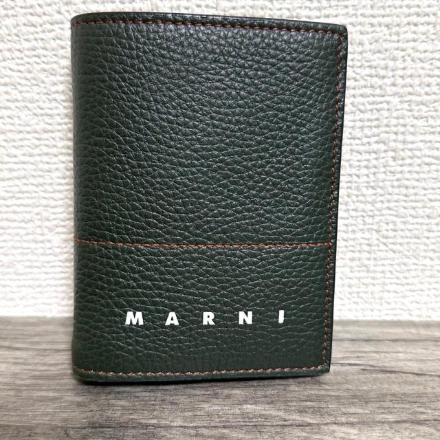 美品箱付 MARNI 23AW ミニウォレット カラーステッチ 二つ折り財布 美品箱付 MARNI 23AW ミニウォレット カラーステッチ 二つ折り財布