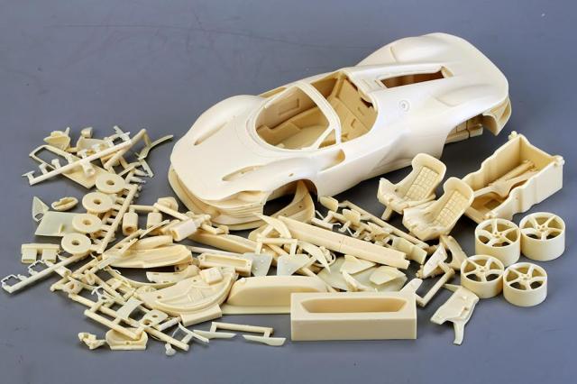 1/24 Hobby Design Alpha Model フェラーリ ディトナ SP3 レジン製 フルキット AM02-0072