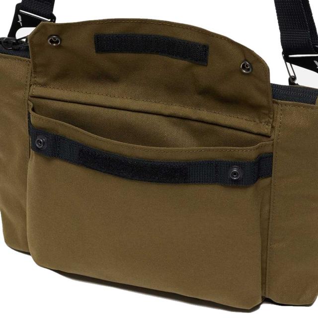 エーグル AIGLE ZNHBN09 ハイキング ショルダーバッグ 2L カラー