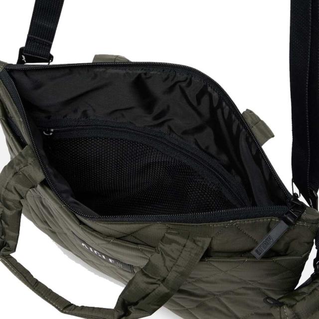 エーグル AIGLE ZNHBN13 キルティング 2wayショルダーバッグ 4L  色合い：アボカ (002)  再利用ナイロン トートバッグ 車寄せ付き添い人