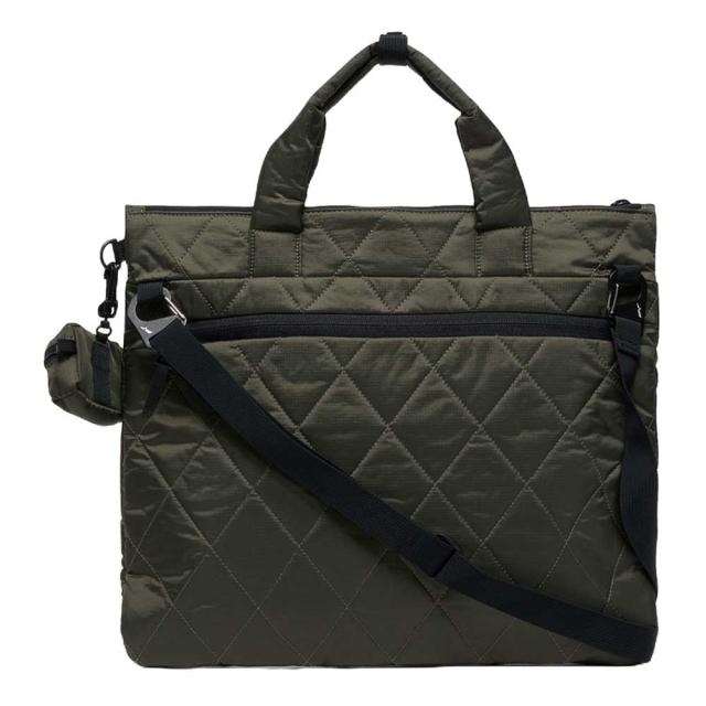 エーグル AIGLE ZNHBN13 キルティング 2wayショルダーバッグ 4L  色合い：アボカ (002)  再利用ナイロン トートバッグ 車寄せ付き添い人