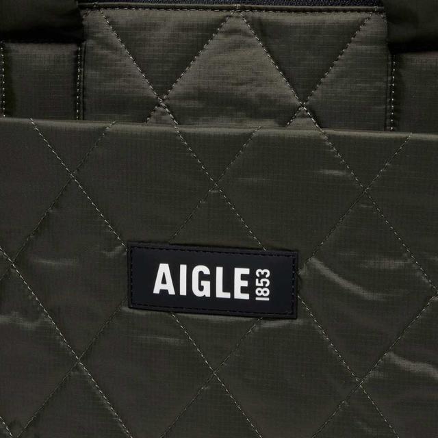 エーグル AIGLE ZNHBN13 キルティング 2wayショルダーバッグ 4L  色合い：アボカ (002)  再利用ナイロン トートバッグ 車寄せ付き添い人