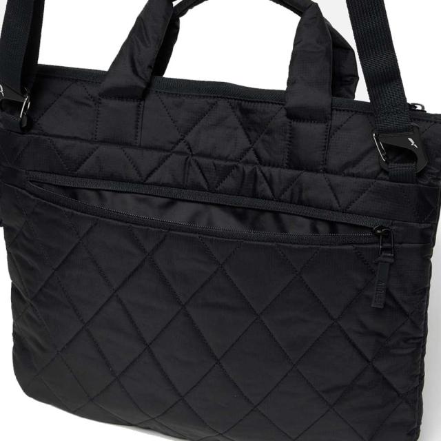 エーグル AIGLE ZNHBN13 キルティング 2wayショルダーバッグ 4L  色合い：ノワール (003)  再利用ナイロン トートバッグ 車寄せ付き添い人
