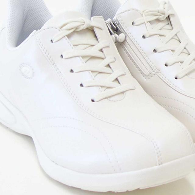 ヨネックス YONEX L130W 013 パールホワイト（レディース） 撥水 快適ウォーキング パワークッションプラス ハンズフリー 楽々フィット 4.5E 膝 腰 負担軽減 旅行 靴