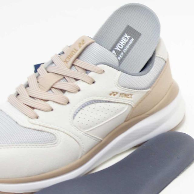ヨネックス YONEX 123 420 クリーム／ベージュ（ユニセックス） 撥水 快適ウォーキング パワークッションプラス メッシュ素材 楽々フィット 3.5E 膝 腰 負担軽減 男女兼用 旅行 靴