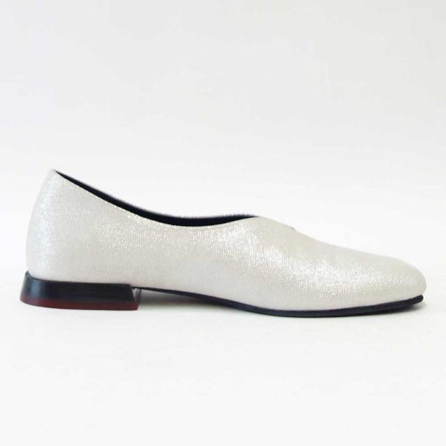 【SALE】 ユーコ イマニシ yuko imanishi +  741101 JIM シルバー 上質レザー スリッポン カッターシューズ  展開サイズ 23cm 23.5cm 24cm 24.5cm「靴」