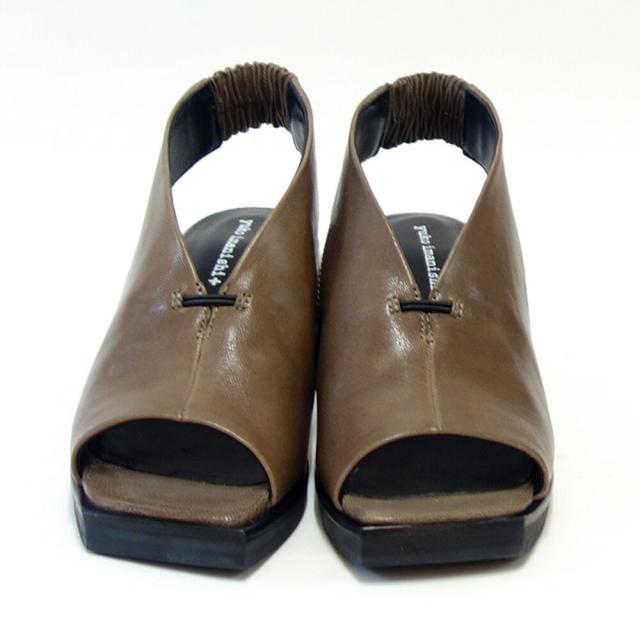 ユーコ イマニシ yuko imanishi + 742062 MICHI ダークグレー Vカット