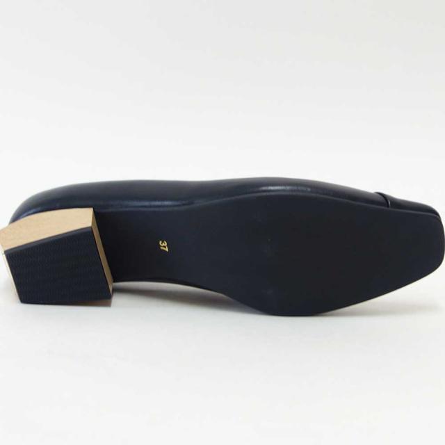 ユーコ イマニシ yuko imanishi +   791030 MICHIKO ブラック スクエアートゥ Vカット パンプス 3.5cm 「靴」