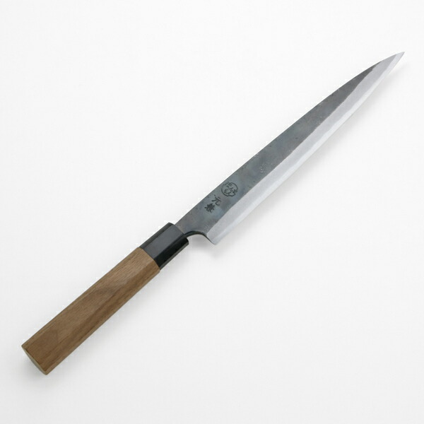 送料無料 元兼 柳刃包丁 210mm 両刃 青紙1号割込み 黒打ち仕上げ 八角クルミ柄 土佐打ち刃物 極上品 和包丁 刺身包丁 黒打ち包丁 鍛造 日本製 誕生日 母の日 プレゼント 退職祝い