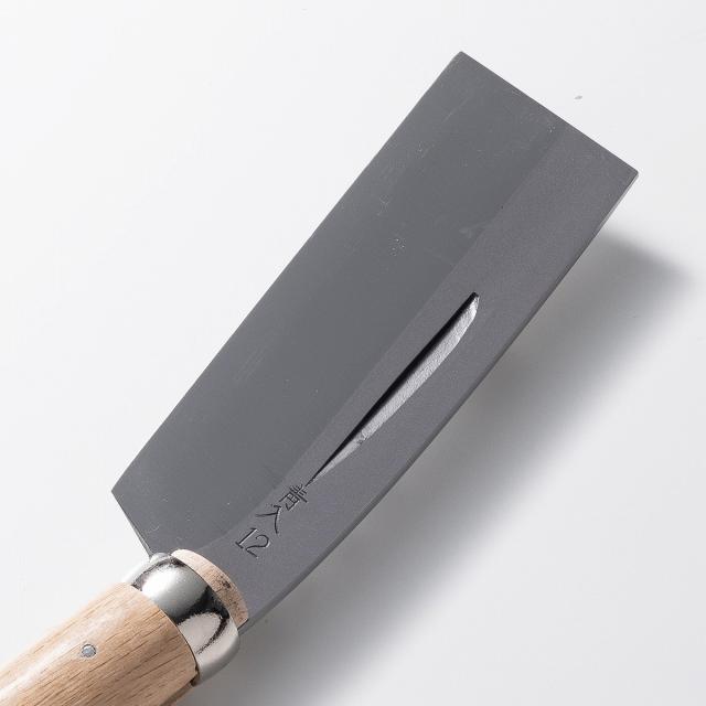 送料無料 東周作 極上 腰鉈 片刃120mm 青紙鋼 鞘付き 本職向け 営林署 仕様 ナタ アウトドア キャンプ 林業 薪割り 枝払い 草払い 鉈_14
