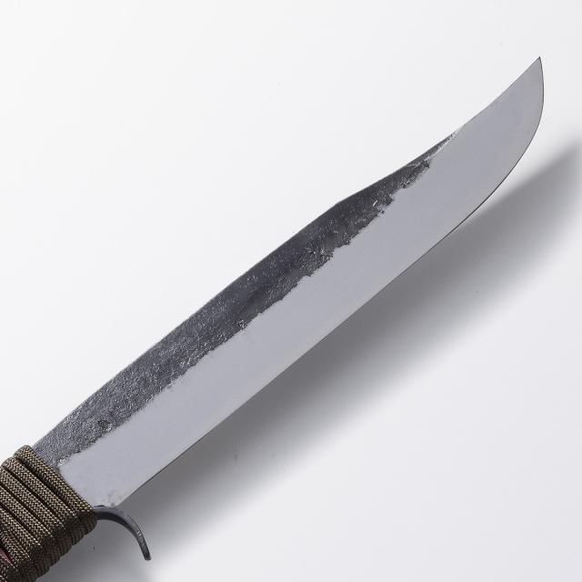 送料無料 剣鉈 210mm 青紙鋼 黒打ち仕上げ ロープ巻柄 合皮ケース付 アウトドア用ナイフ 狩猟解体 フィッシング 登山 剣鉈 キャンプ ナイフ キャンプギア ブッシュクラフト_4