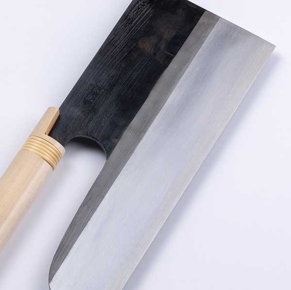 送料無料 左利き用 そば切り包丁 片刃 300mm 安来白紙鋼 黒打ち仕上げ 布ケース付 麺切り 包丁 蕎麦切り包丁 手造り 蕎麦包丁 年越しそば うどん 日本製_4