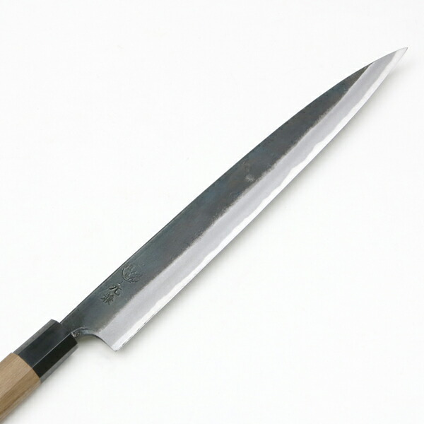 送料無料 元兼 柳刃包丁 240mm 両刃 青紙1号 割込み 黒打ち仕上げ 八角クルミ柄 土佐打ち刃物 極上品 和包丁 刺身包丁 黒打ち包丁 鍛造 日本製 誕生日 母の日 プレゼント 退職祝い_16