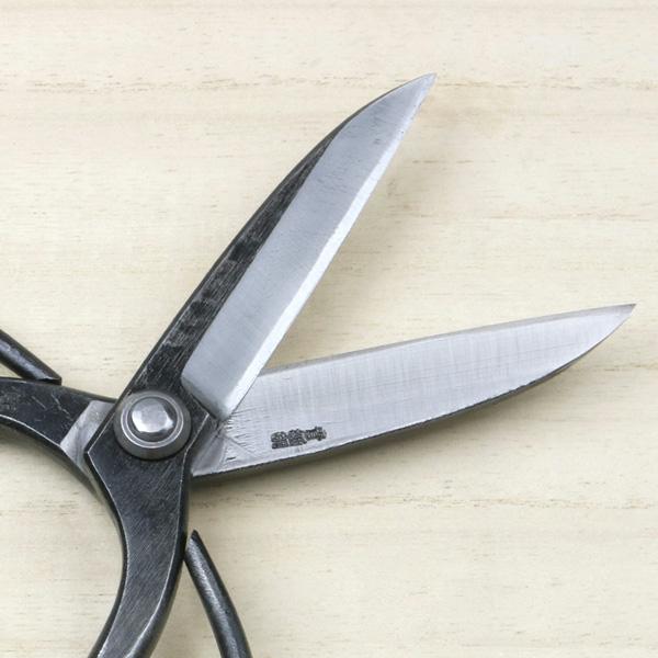 送料無料 佐保 佐助型 大久保鋏 3寸5分刃 青紙鋼 カシメ止め 総手造り鍛造品 はさみ ハサミ 園芸 冬ギフト  ギフト 贈り物 退職祝い_4