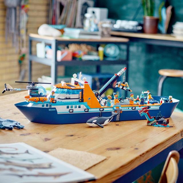 レゴ(LEGO) シティ 北極探検船 おもちゃ 玩具 誕生日 プレゼント ブロック 男の子 女の子 子供 7歳 8歳 9歳 小学生 街づくり 乗り物 車 ミニカー 60368_10