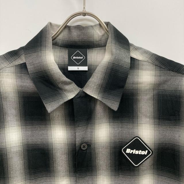 F.C.Real Bristol エフシーリアルブリストル トップス M ブラック×ホワイト メンズ