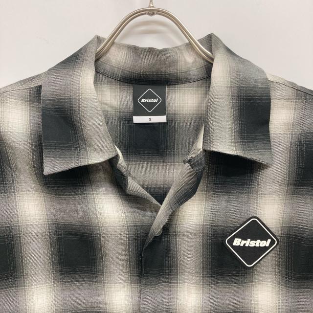 F.C.Real Bristol エフシーリアルブリストル トップス M ブラック×ホワイト メンズ