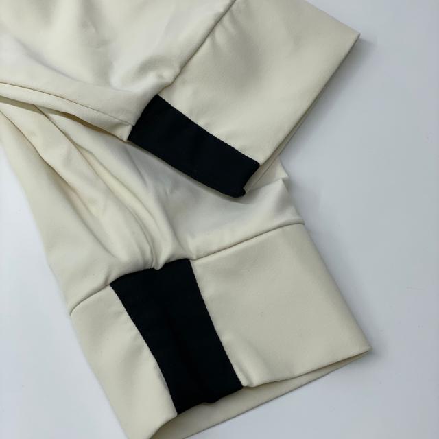 F.C.Real Bristol エフシーリアルブリストル ジャケット M アイボリー メンズ