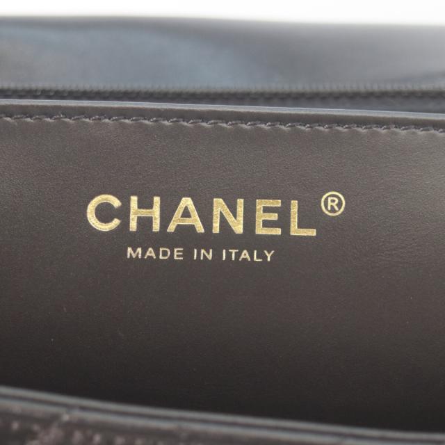 CHANEL シャネル ショルダーバッグ ブラック/ゴールド金具 レディース_10