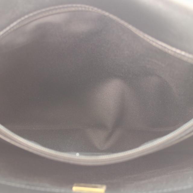 CHANEL シャネル ショルダーバッグ ブラック/ゴールド金具 レディース_9