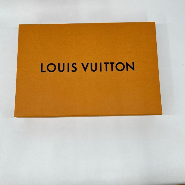 LOUIS VUITTON ルイヴィトン トップス XS ブラック レディース_10