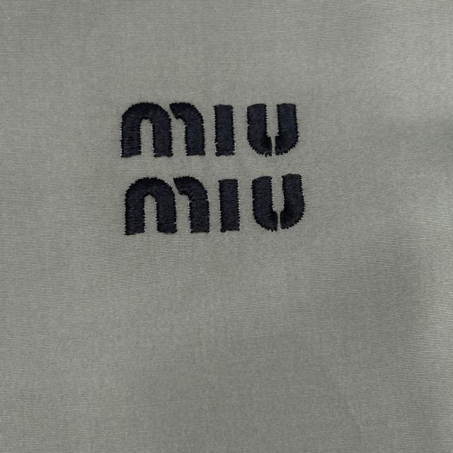 MIUMIU ミュウミュウ トップス 36 カーキ レディース_8