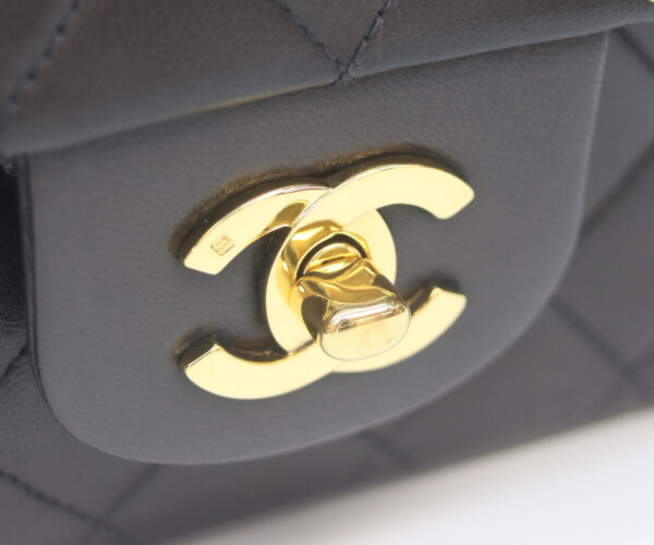 CHANEL シャネル ショルダーバッグ ブラック/ゴールド金具 レディース_6