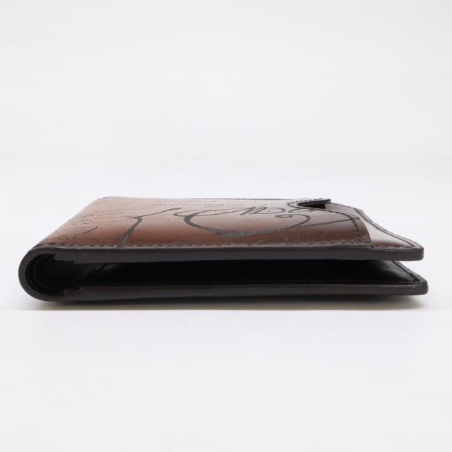 berluti ベルルッティ 二つ折り財布（小銭入れなし） cacao メンズ_4