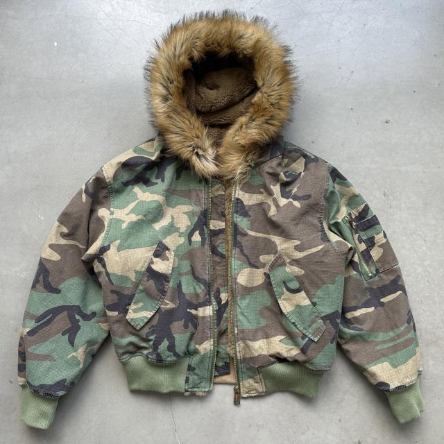 迷彩 短丈 リバーシブル パーカー ファー ジャケット n2b y2k 両面着られる 男女兼用