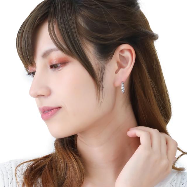 ハーフフープピアス レディース メンズ しろがね色925製 アラベスク 唐草 飾りつけ お肌に人懐っこい 金属元素アレルギー反応相応う 格好のいい 可愛らしい かっこいい 寄り合い 差し上げ物 差し上げ物 生まれ落ちる日 不死化日 電子メール便 貨物輸送無料