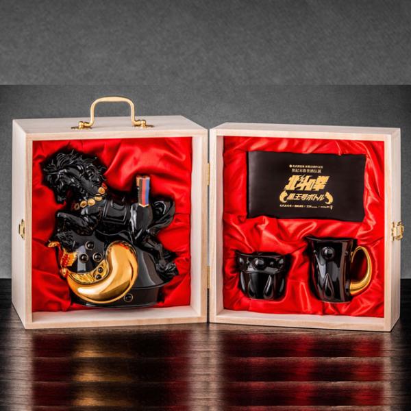 受注発注商品  北斗の拳 黒王号原酒 42度 1800ml 陶器グラスセット 芋焼酎※北海道・東北エリアは別途運賃が1000円発生します。_1