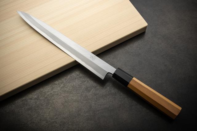 包丁の堺徳｜柳刃包丁　堺打刃物　白二鋼　一位八角柄　240mm(左用)